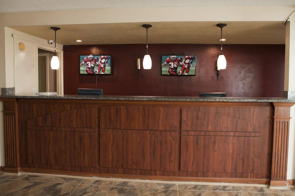 Red Roof Inn & Suites Jackson, Tn Esterno foto